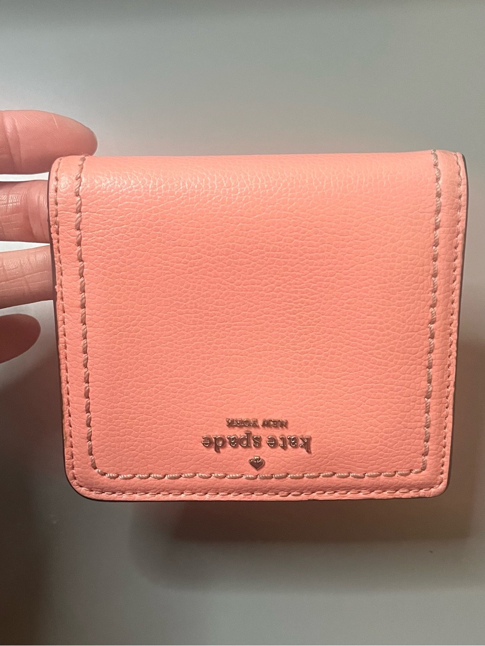 Kate Spade New York Pink Leather Small Bifold Zip Wallet GUC